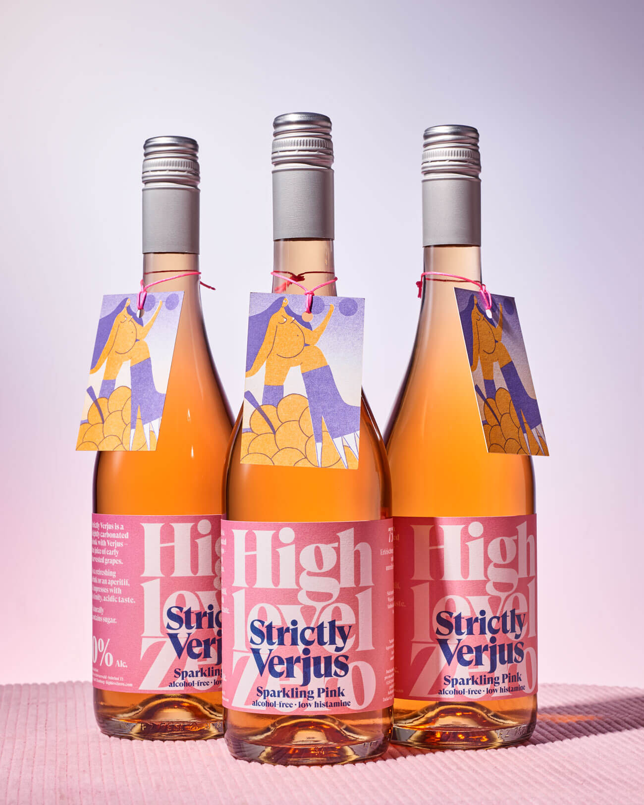 Vorteil: Strictly Verjus Sparkling Pink 3 x 750 ml - alkoholfrei